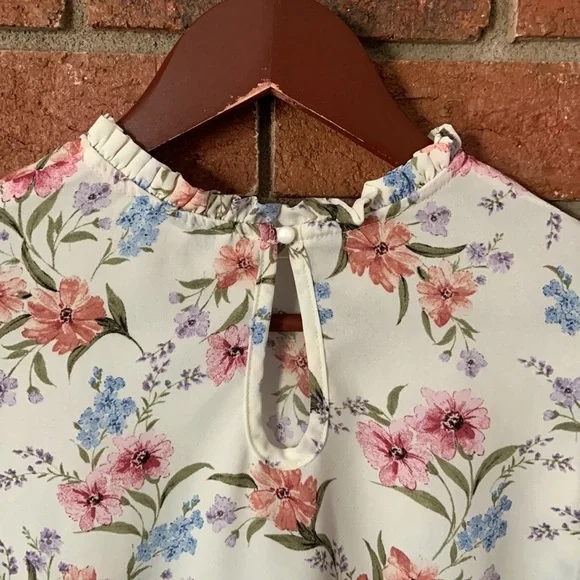 Poppi Cream Peach Blue Floral Ruffle Blouse - Picture 8 of 8